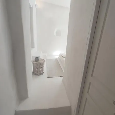 Kamara Cave Triovasálos