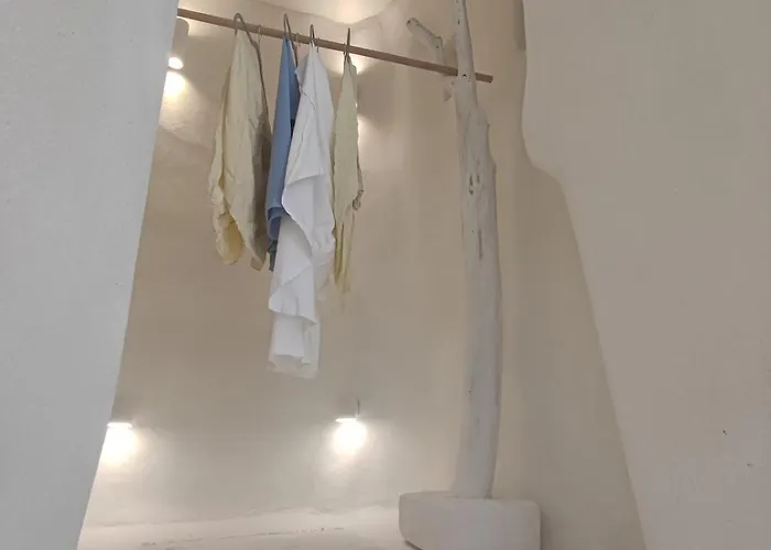 Kamara Cave * Triovasálos