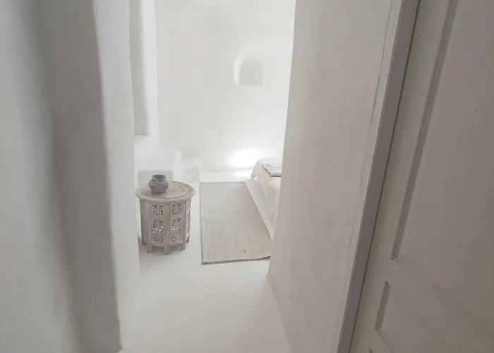 Kamara Cave Triovasálos