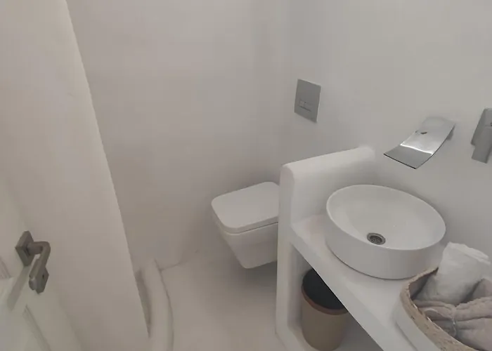 Kamara Cave Triovasálos